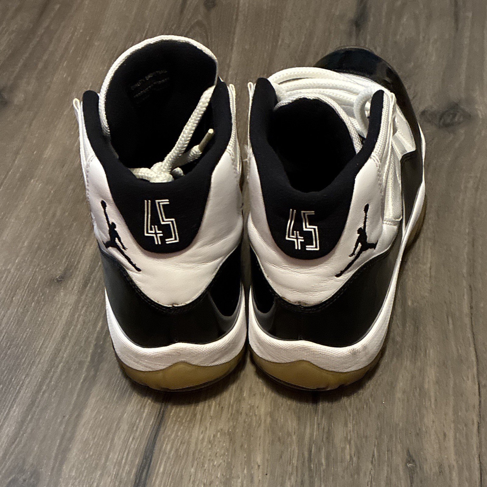 jordan air jordan 11 retro concord white/black mid top 2018 378037 100 jordan air jordan 11 retro concord white/black mid top 2018 378037 100