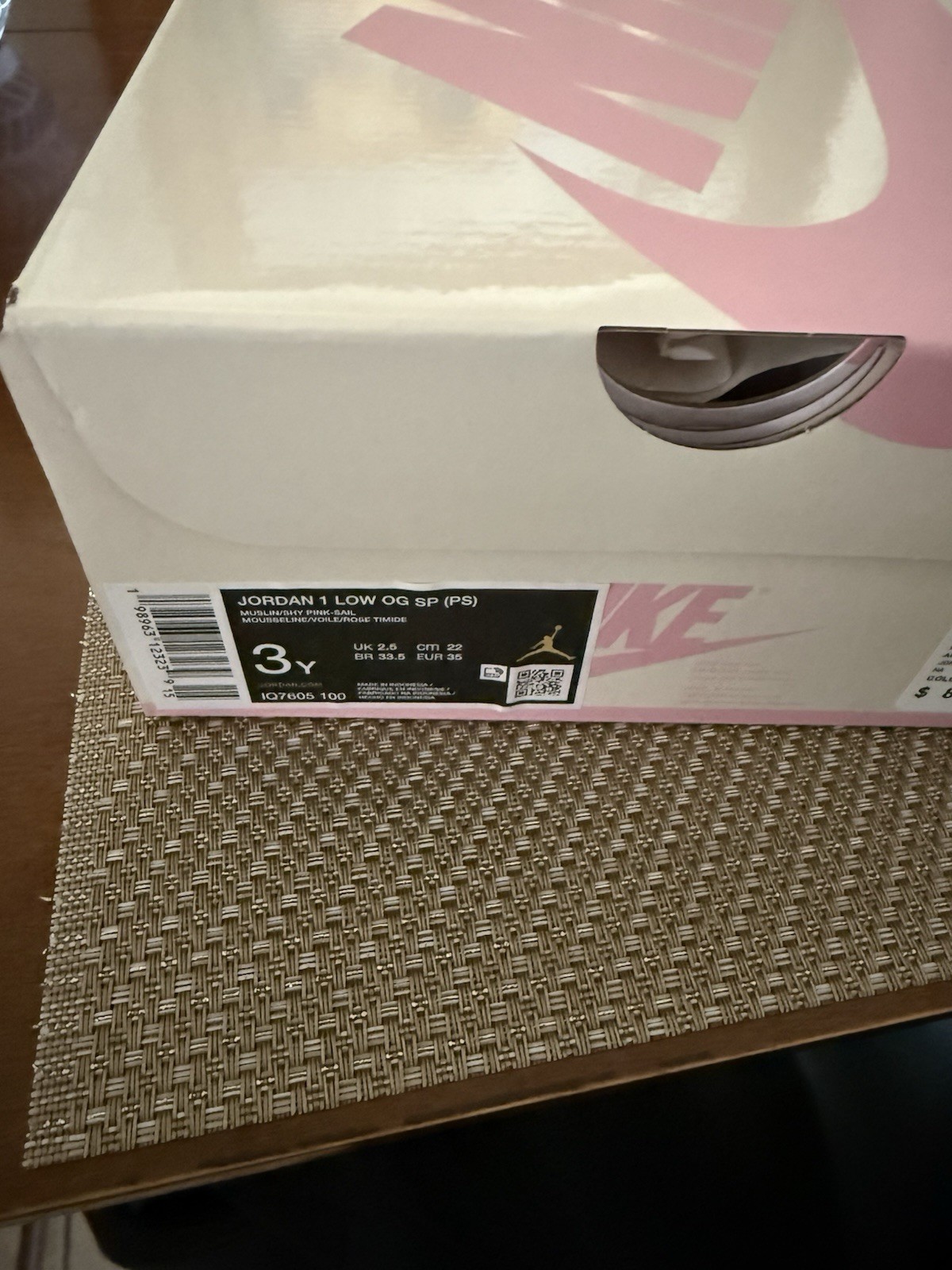 travis scott x air jordan 1 og sp low sail shy pink travis scott x air jordan 1 og sp low sail shy pink