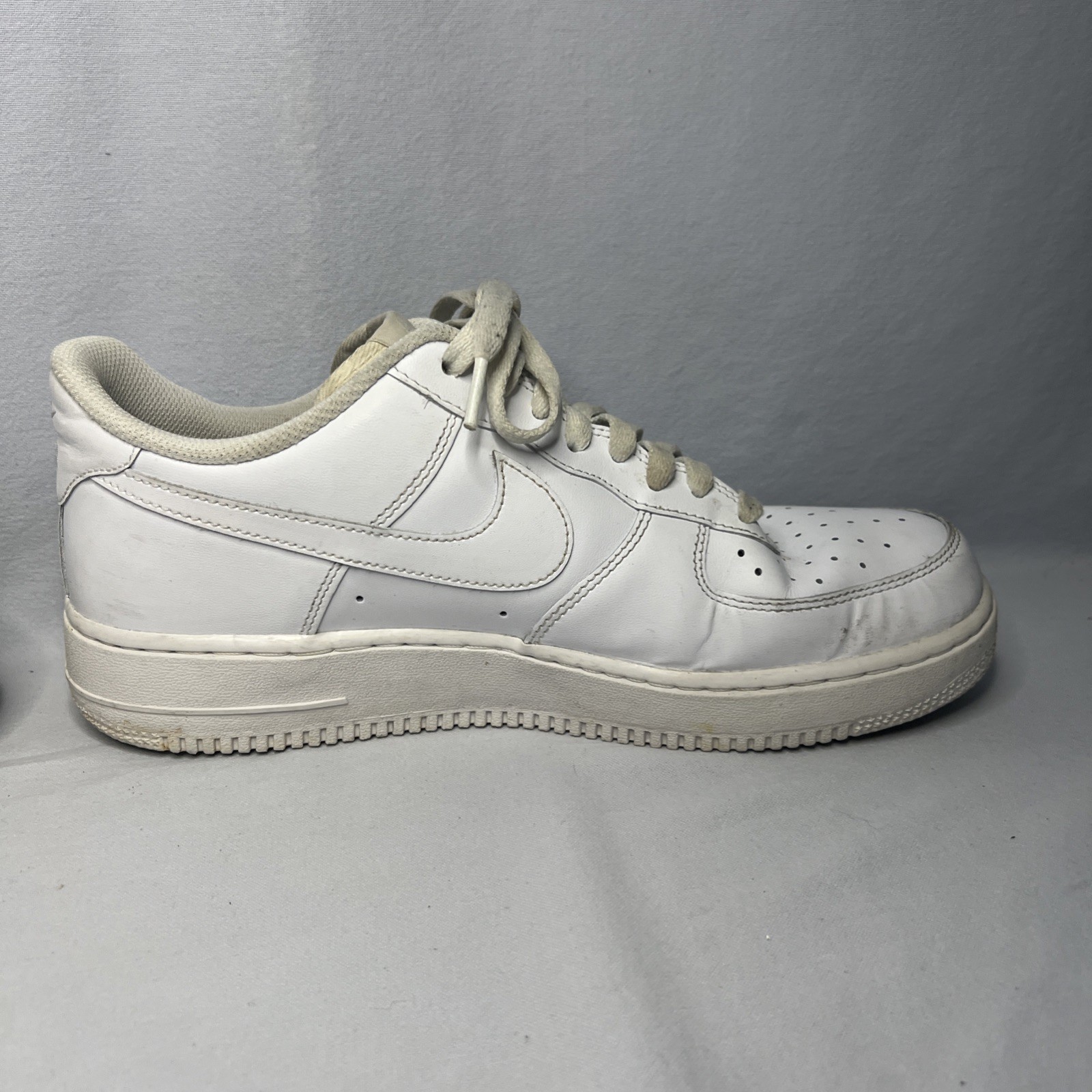 size 10.5 nike air force 1 low '07 white cw2288 111. c1 size 10.5 nike air force 1 low '07 white cw2288 111. c1