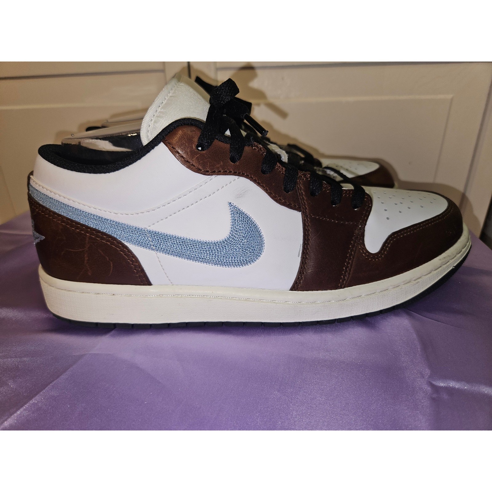 nike air jordan 1 low se mocha university blue brown white fq7832 142 mens 10 nike air jordan 1 low se mocha university blue brown white fq7832 142 mens 10