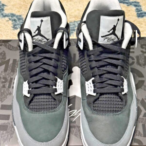 size 13 air jordan 4 retro 2024 fear fq8138 002 **new**