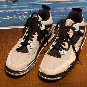 size 11 jordan 4 retro green glow
