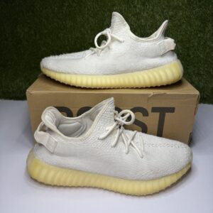 adidas yeezy boost 350 v2 cream triple white size 11 mens low sneakers cp9366