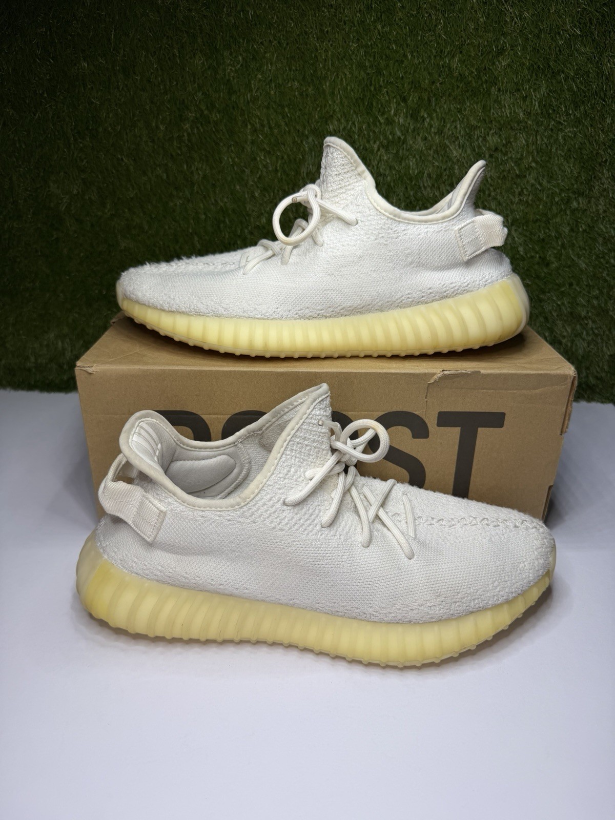 adidas yeezy boost 350 v2 cream triple white size 11 mens low sneakers cp9366 adidas yeezy boost 350 v2 cream triple white size 11 mens low sneakers cp9366
