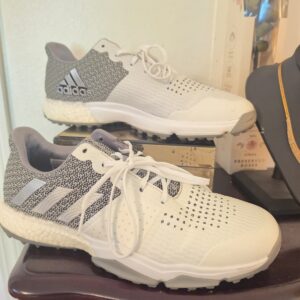 adidas boost white/gray solid low top lace up golf sneakers cushioned