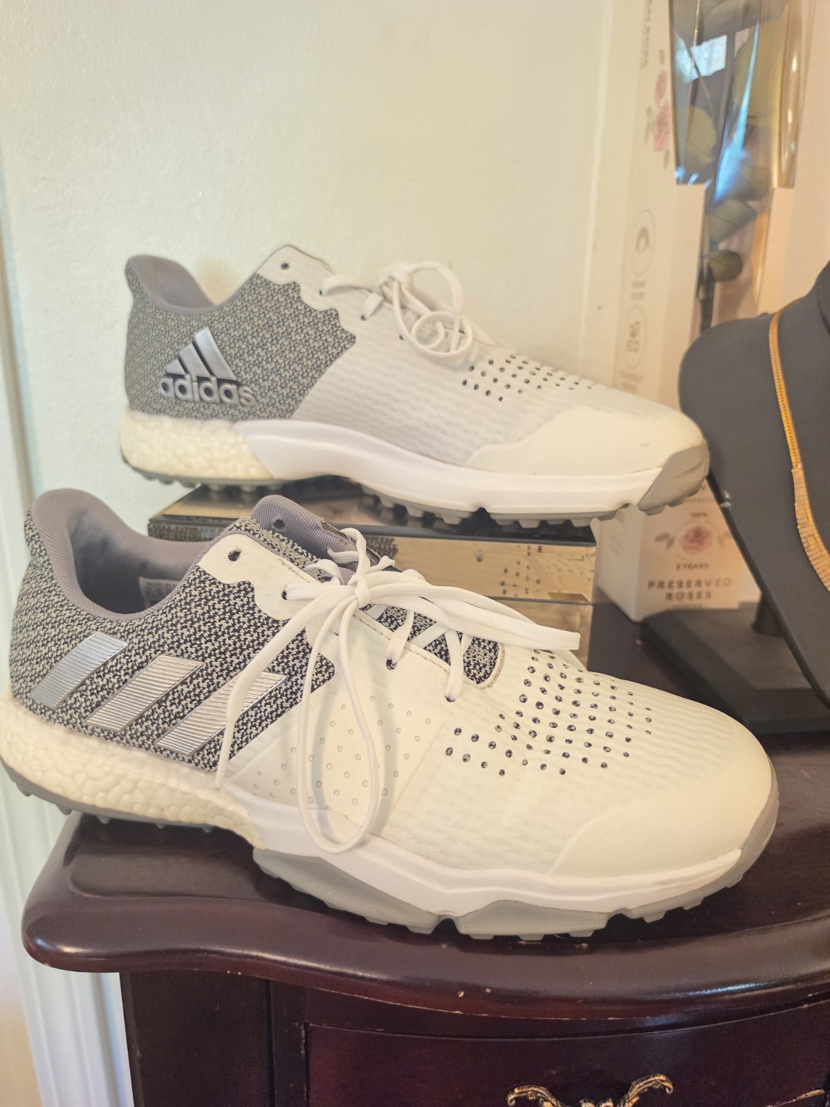 adidas boost white/gray solid low top lace up golf sneakers cushioned adidas boost white/gray solid low top lace up golf sneakers cushioned