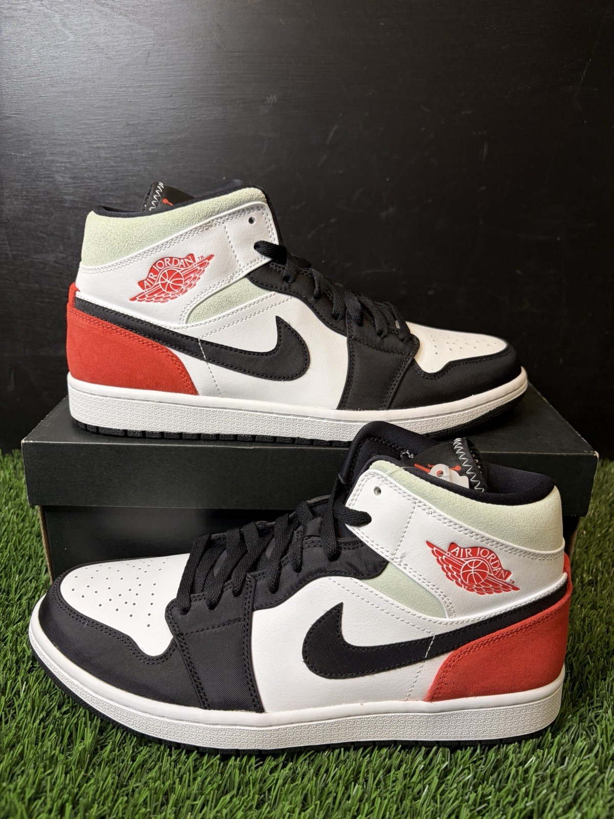 air jordan 1 mid se white track red black igloo size 11 852542 100 new air jordan 1 mid se white track red black igloo size 11 852542 100 new