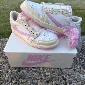 air jordan 1 low og travis scott shy pink muslin ps (iq7605 100) 2y
