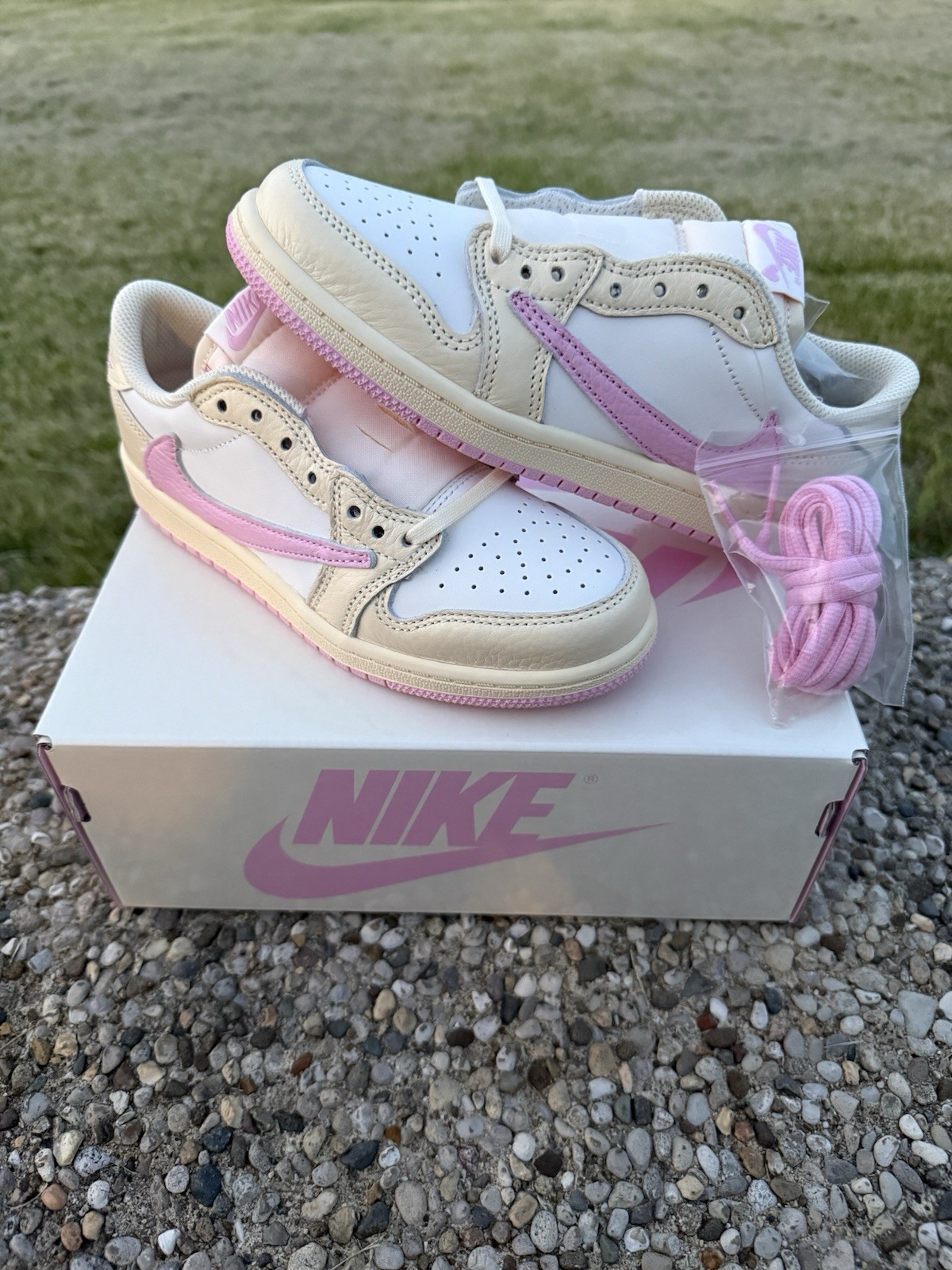 air jordan 1 low og travis scott shy pink muslin ps (iq7605 100) 2y air jordan 1 low og travis scott shy pink muslin ps (iq7605 100) 2y