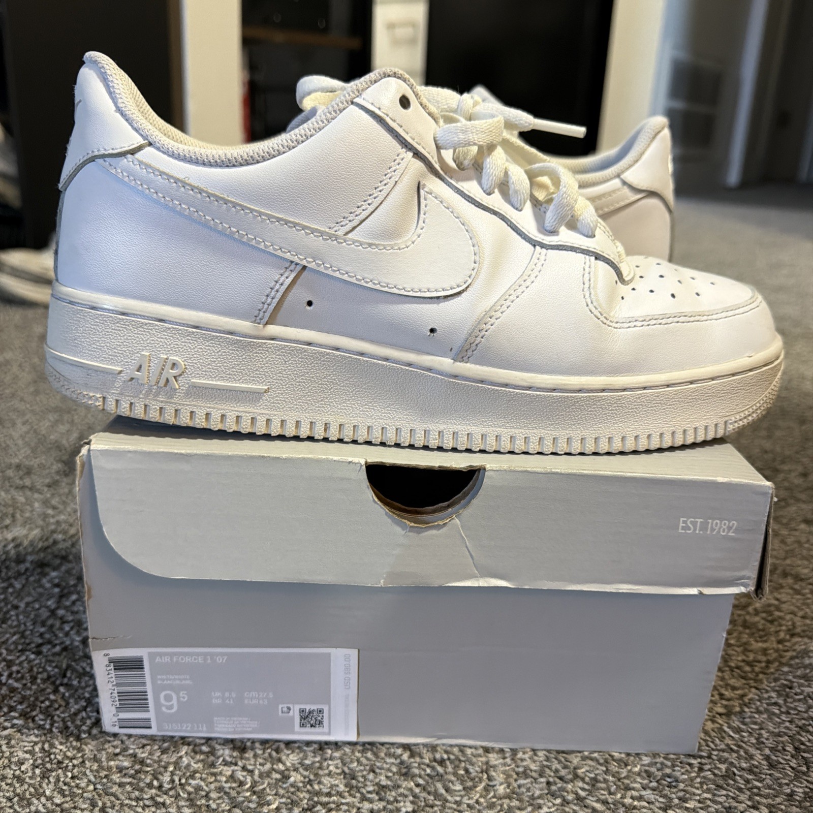 nike air force 1 '07men’s size 9.5 low triple white leather sneakers 315122 111 nike air force 1 '07men’s size 9.5 low triple white leather sneakers 315122 111