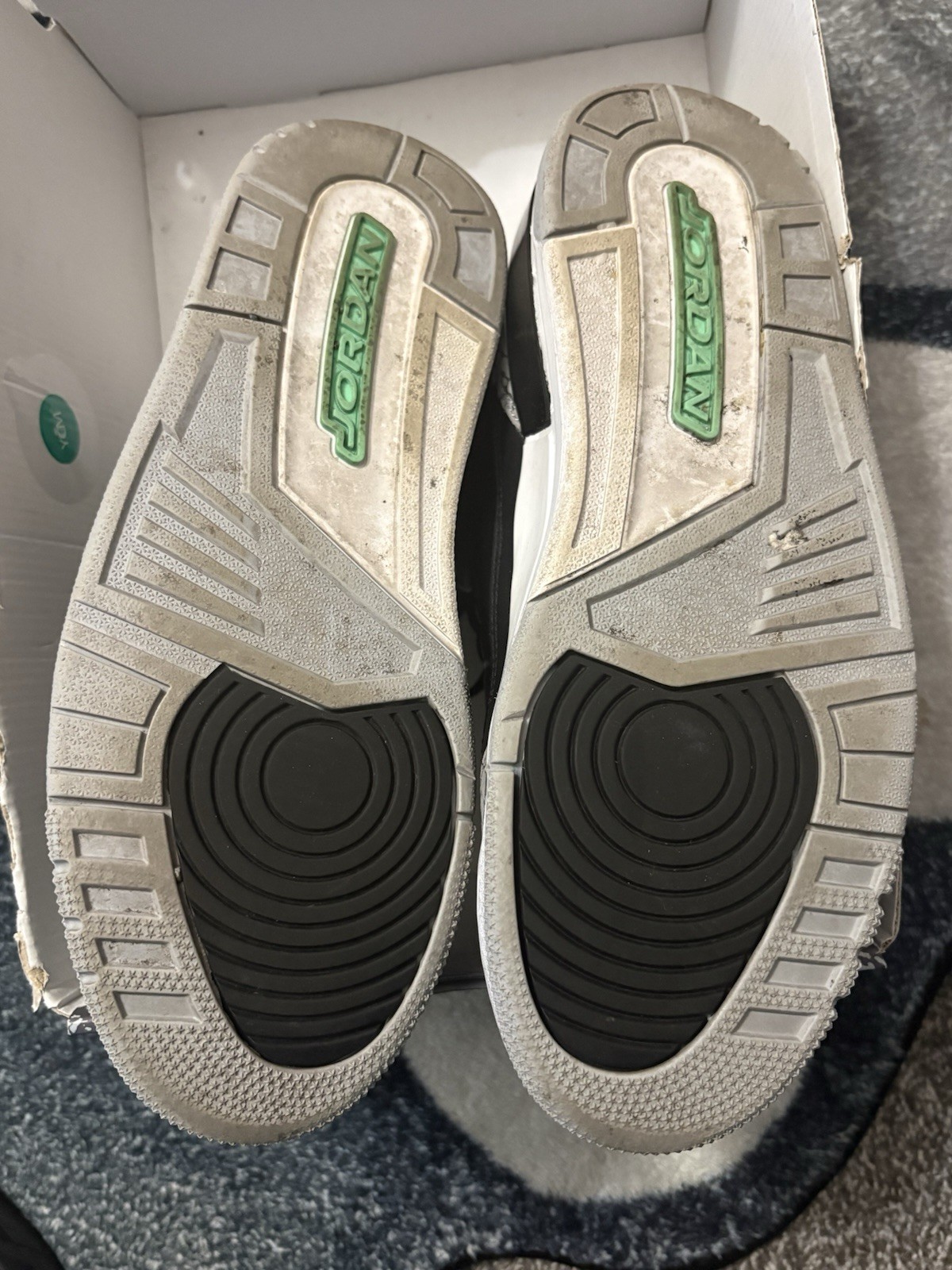 jordan air jordan 3 retro green glow black/wolf grey/white men's 2024 ct8532 031 jordan air jordan 3 retro green glow black/wolf grey/white men's 2024 ct8532 031