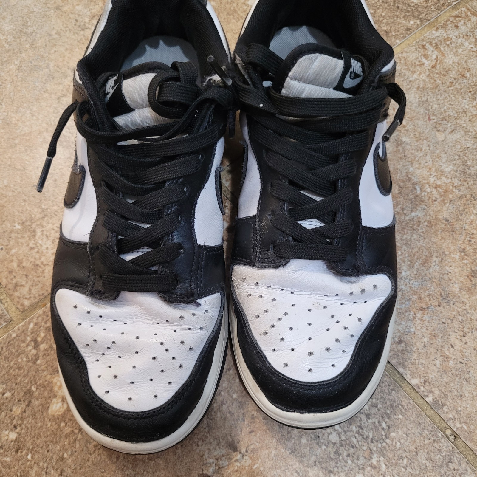men's black nike dunks size 8.5 men's black nike dunks size 8.5