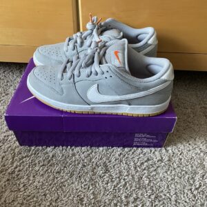 nike sb dunk low pro iso white wolf grey dj5466‑001 size 9 lightly used