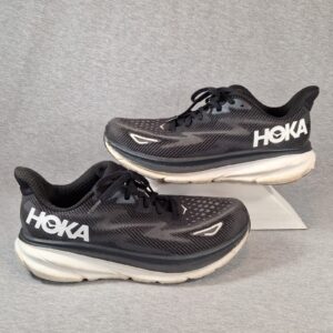 hoka clifton 9 running shoes mens 10 ee black white athletic 1132210