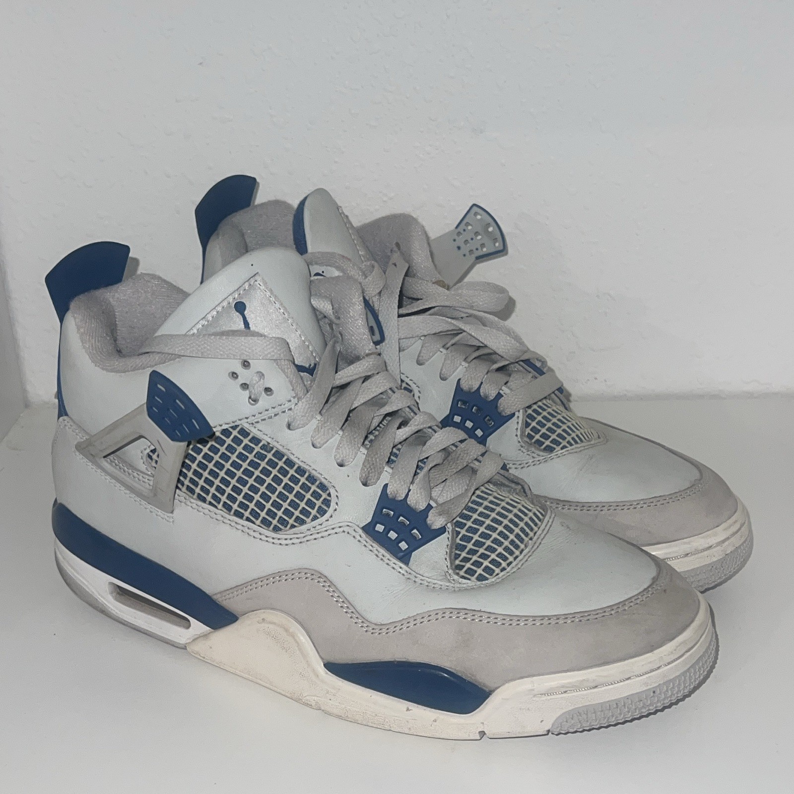 jordan air jordan 4 retro 2024 military blue men’s mid top sneakers ivory/blue jordan air jordan 4 retro 2024 military blue men’s mid top sneakers ivory/blue
