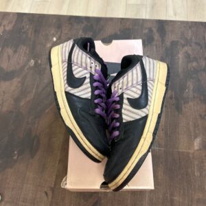 nike sb dunk low avenger purple (pre owned) 304292 101 size 10