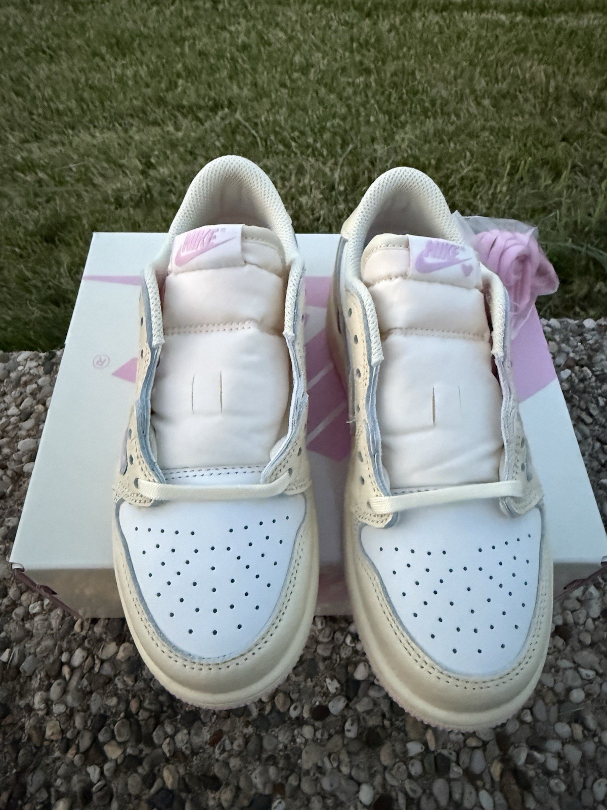 air jordan 1 low og travis scott shy pink muslin ps (iq7605 100) 2y air jordan 1 low og travis scott shy pink muslin ps (iq7605 100) 2y