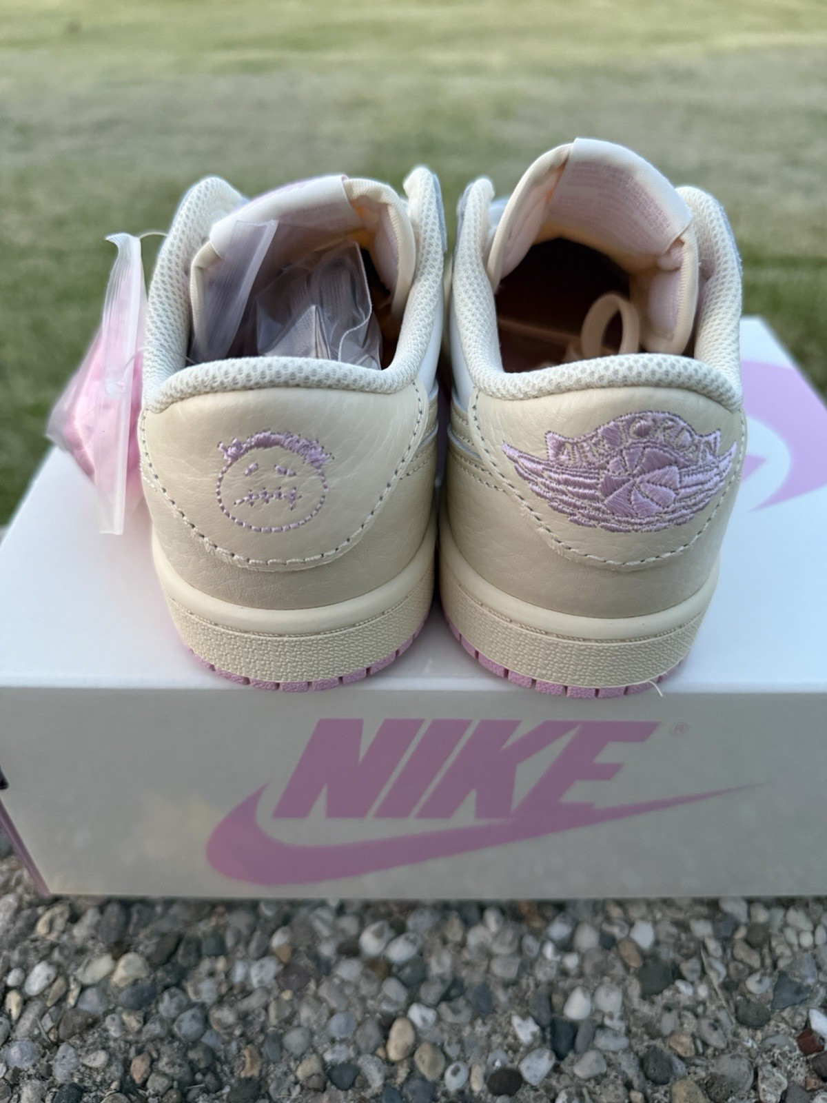 air jordan 1 low og travis scott shy pink muslin ps (iq7605 100) 2y air jordan 1 low og travis scott shy pink muslin ps (iq7605 100) 2y