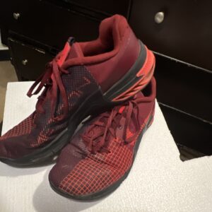 nike metcon 8 do9328 600 team red crimson men's athletic sneakers mesh