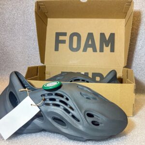 adidas yeezy foam rnnr carbon ig5349 men’s size 8 black slip on