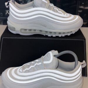 nike air max 97 triple white sneakers running shoes 921826 101 women's 7 (k a9)