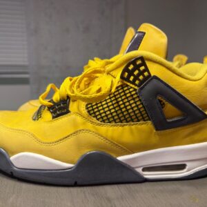 nike jordan iv lightning size 12 good condition (6/10) clean no rips or tears