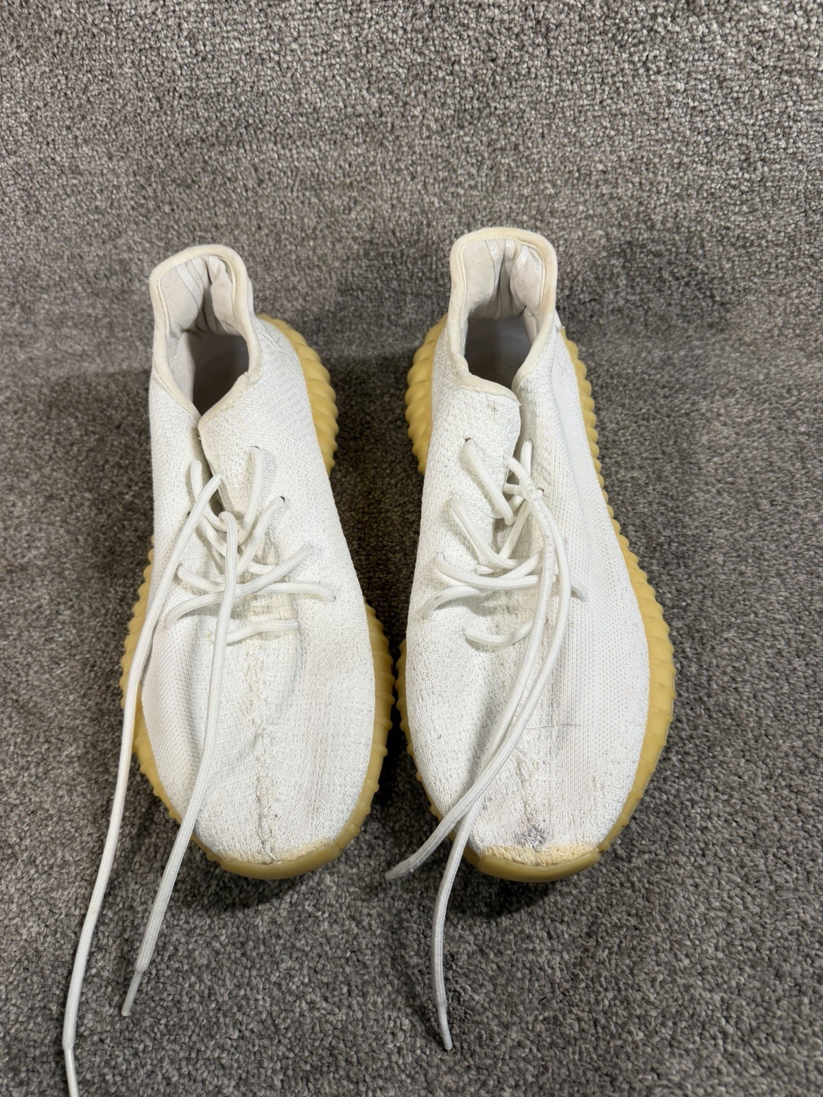 size 9.5 adidas yeezy boost 350 v2 low cream white / triple white size 9.5 adidas yeezy boost 350 v2 low cream white / triple white