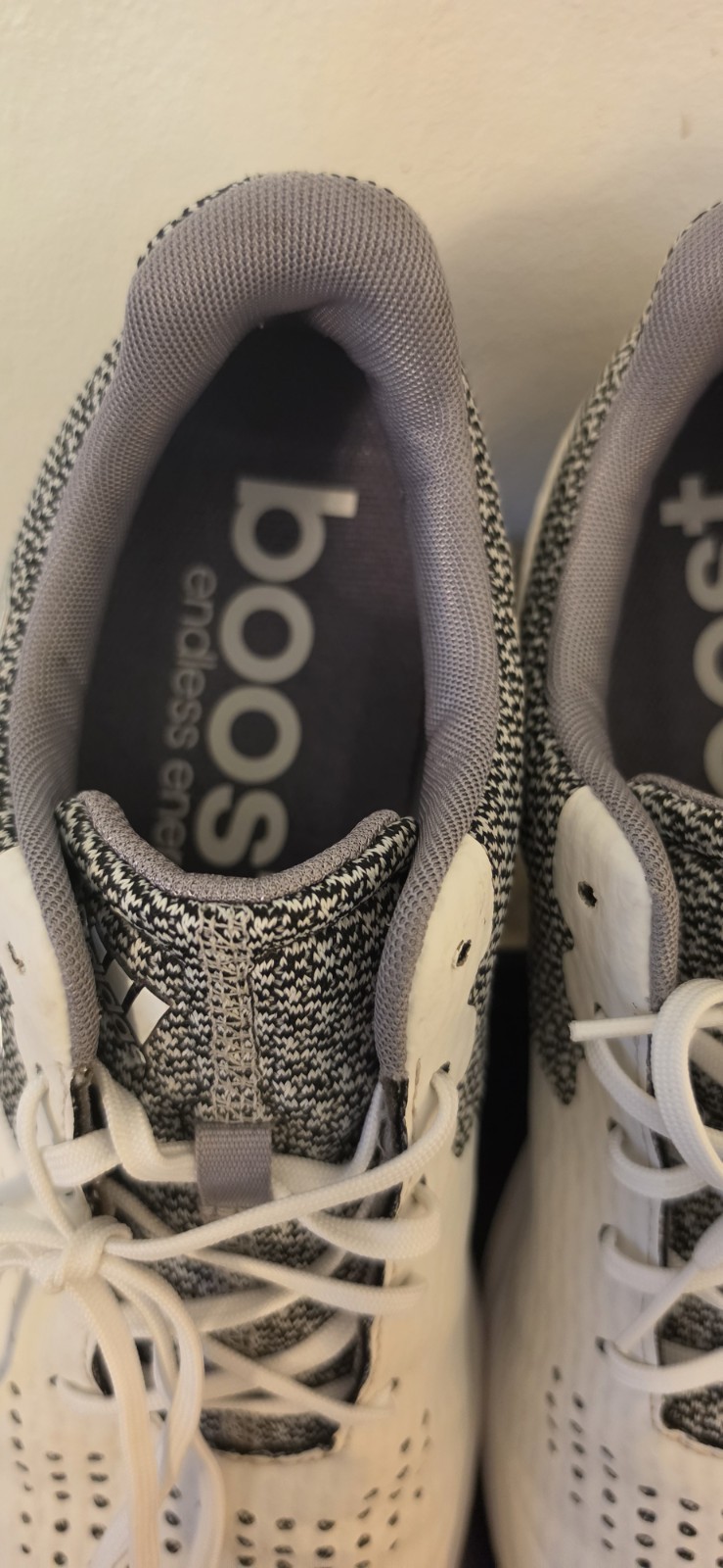 adidas boost white/gray solid low top lace up golf sneakers cushioned adidas boost white/gray solid low top lace up golf sneakers cushioned