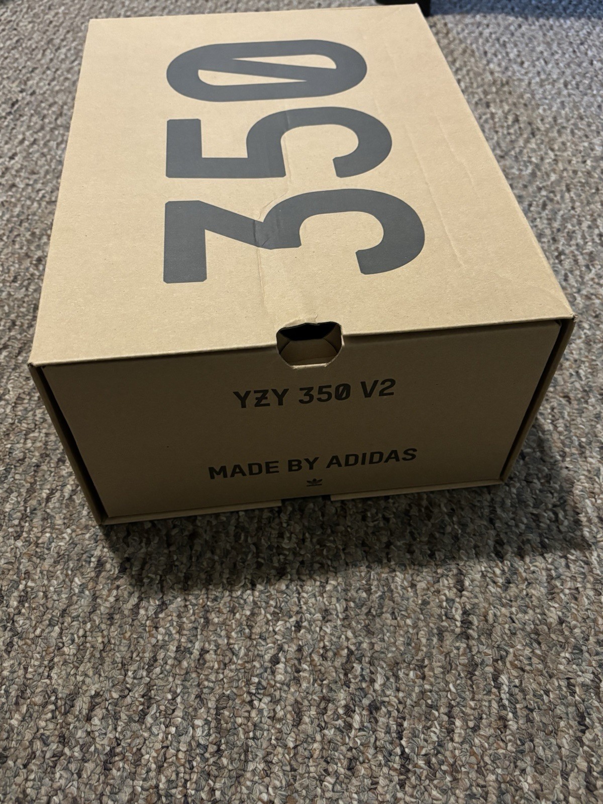 adidas yeezy boost 350 v2 us men's size 10 shoe box only adidas yeezy boost 350 v2 us men's size 10 shoe box only