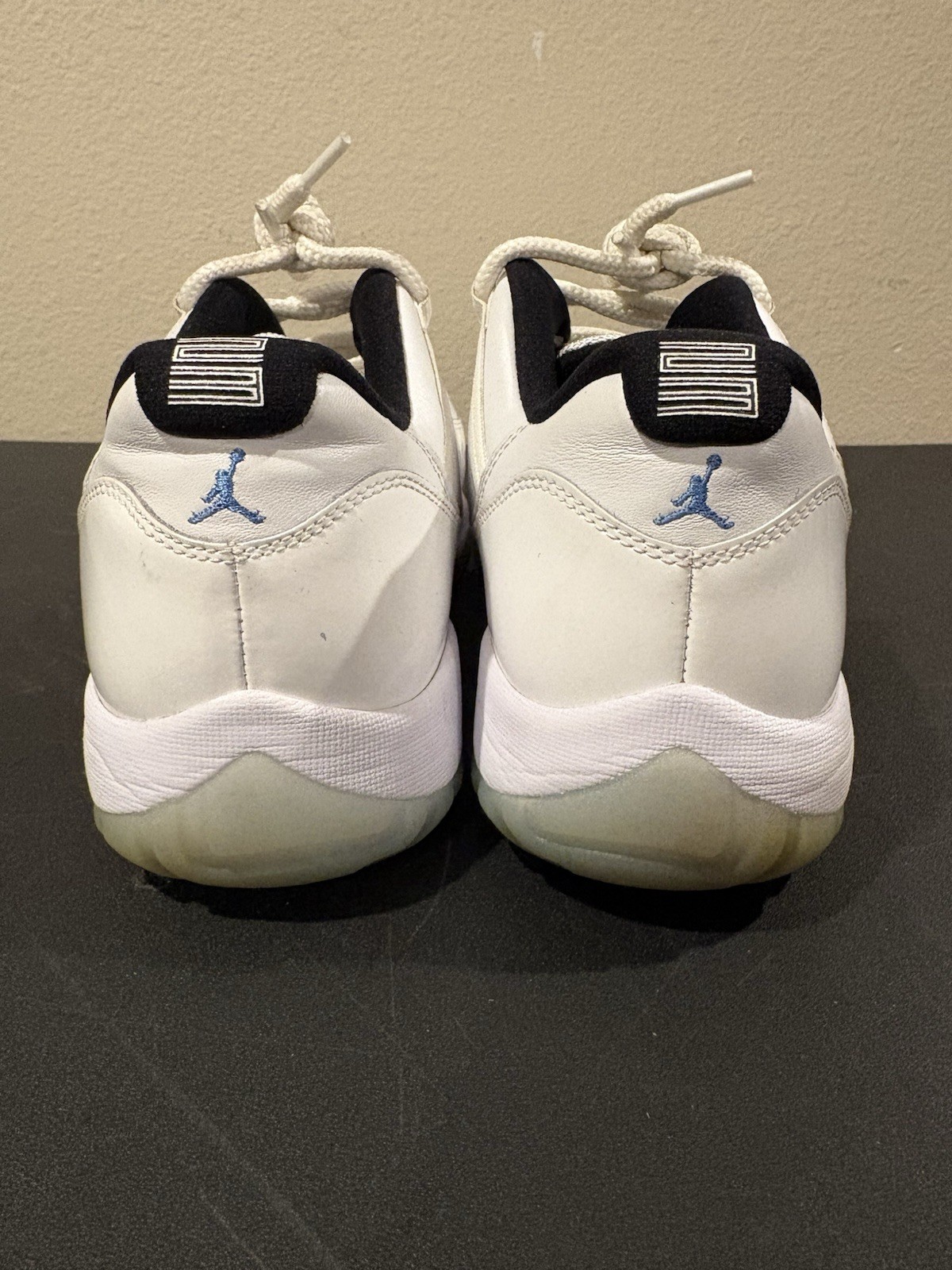 nike air jordan 11 retro low legend blue size 11 av2187 117 white legend blue nike air jordan 11 retro low legend blue size 11 av2187 117 white legend blue