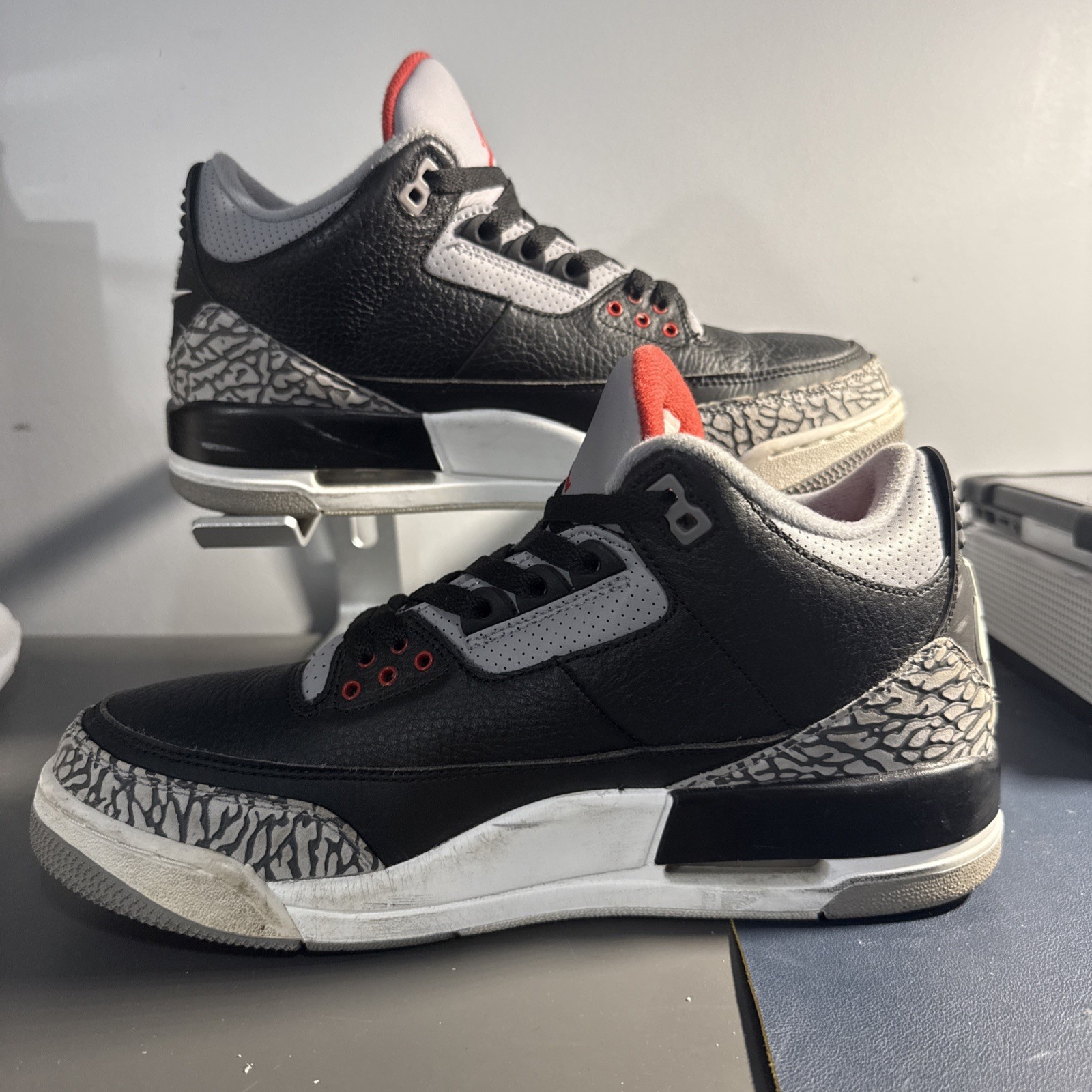 2018 air jordan 3 retro og black cement size 10 854262 001 mint 2018 air jordan 3 retro og black cement size 10 854262 001 mint