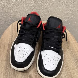 jordan retro 1 low