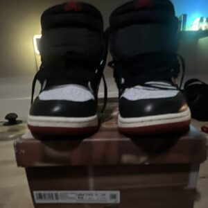 jordan air jordan 1 men’s high top lace up athletic sneakers black/white/red