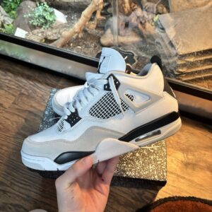 jordan air jordan 4 retro military black white/black/neutral grey dh6927 111