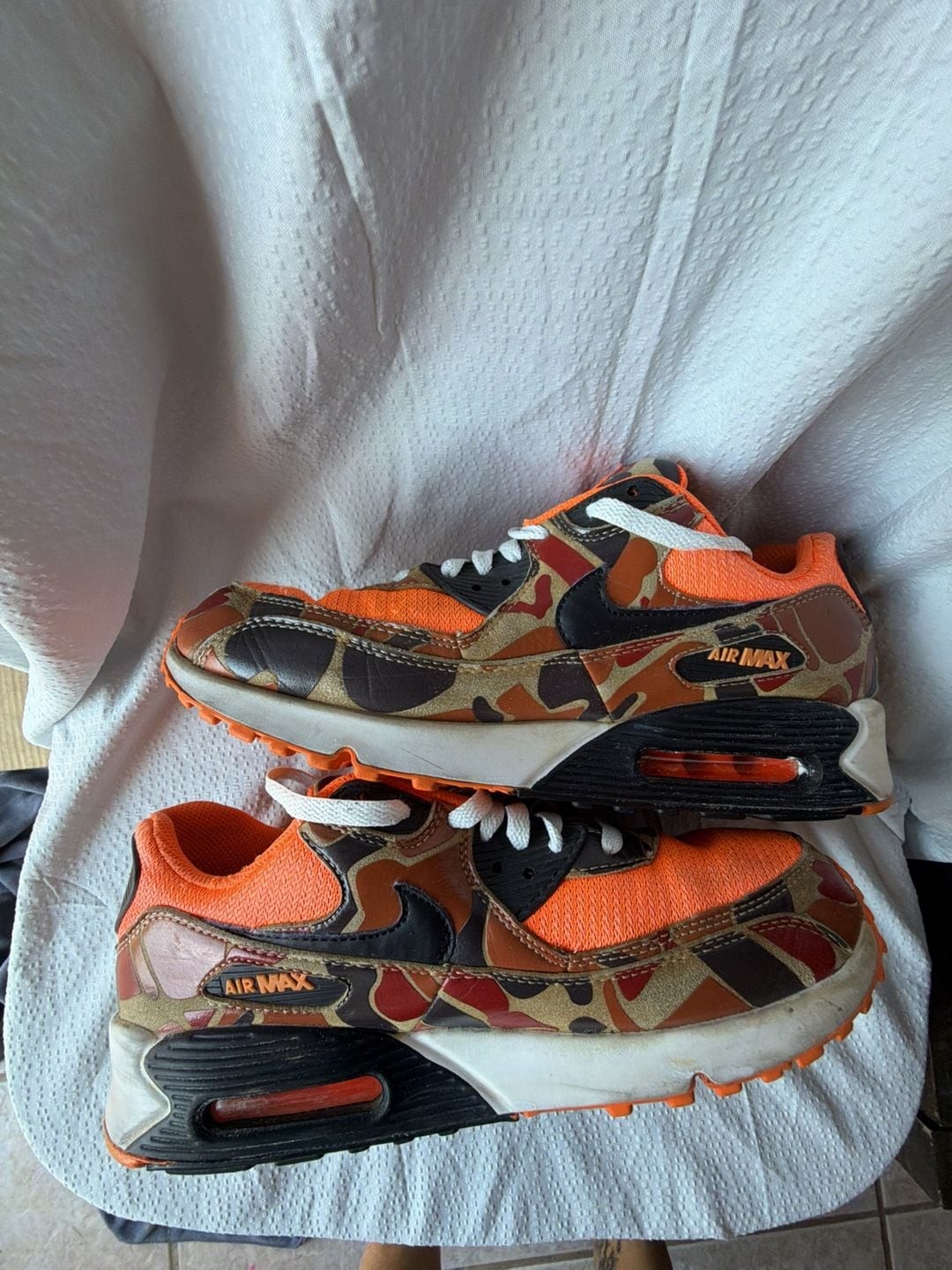 nike air max 90 orange duck camo cw4039 800 sneaker us9.5 no box good+ nike air max 90 orange duck camo cw4039 800 sneaker us9.5 no box good+