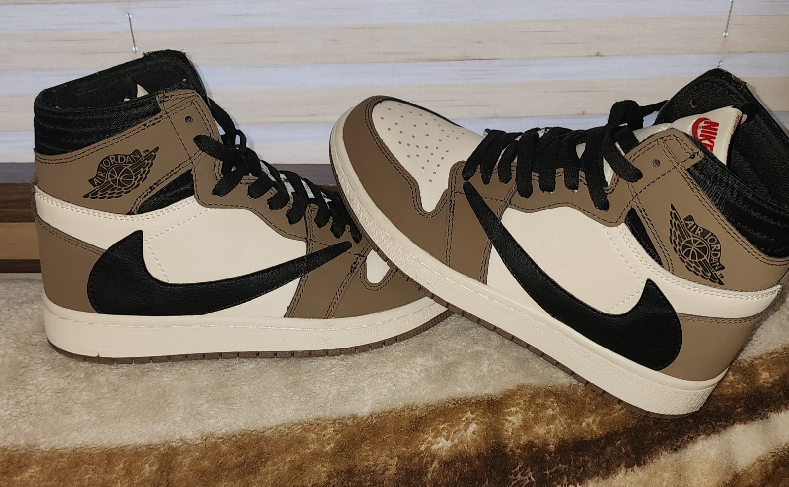 🌵nike air jordan 1 retro high og sp travis scott mocha🔥m7/w8.5🔥 🌵nike air jordan 1 retro high og sp travis scott mocha🔥m7/w8.5🔥
