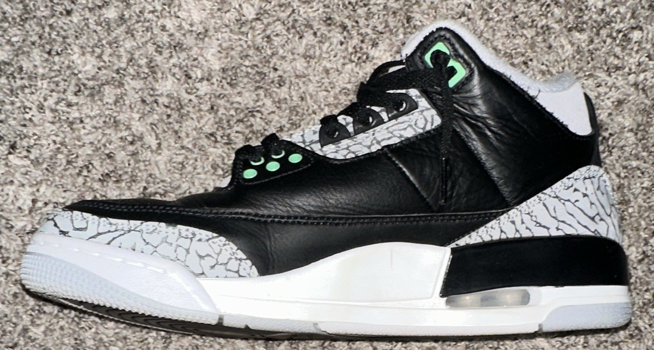 air jordan 3 “green glow” air jordan 3 “green glow”