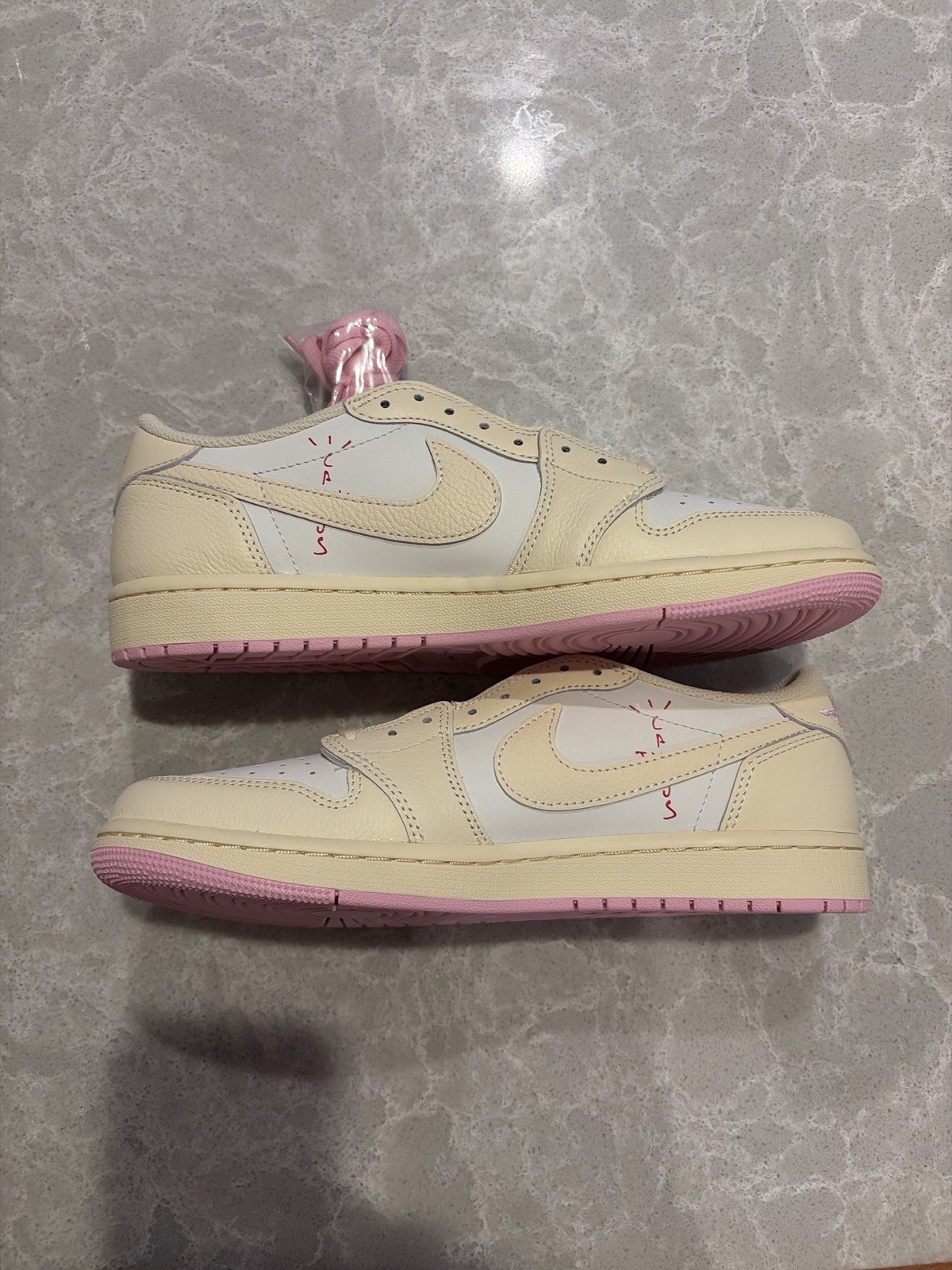 travis scott x air jordan 1 og sp low sail shy pink travis scott x air jordan 1 og sp low sail shy pink