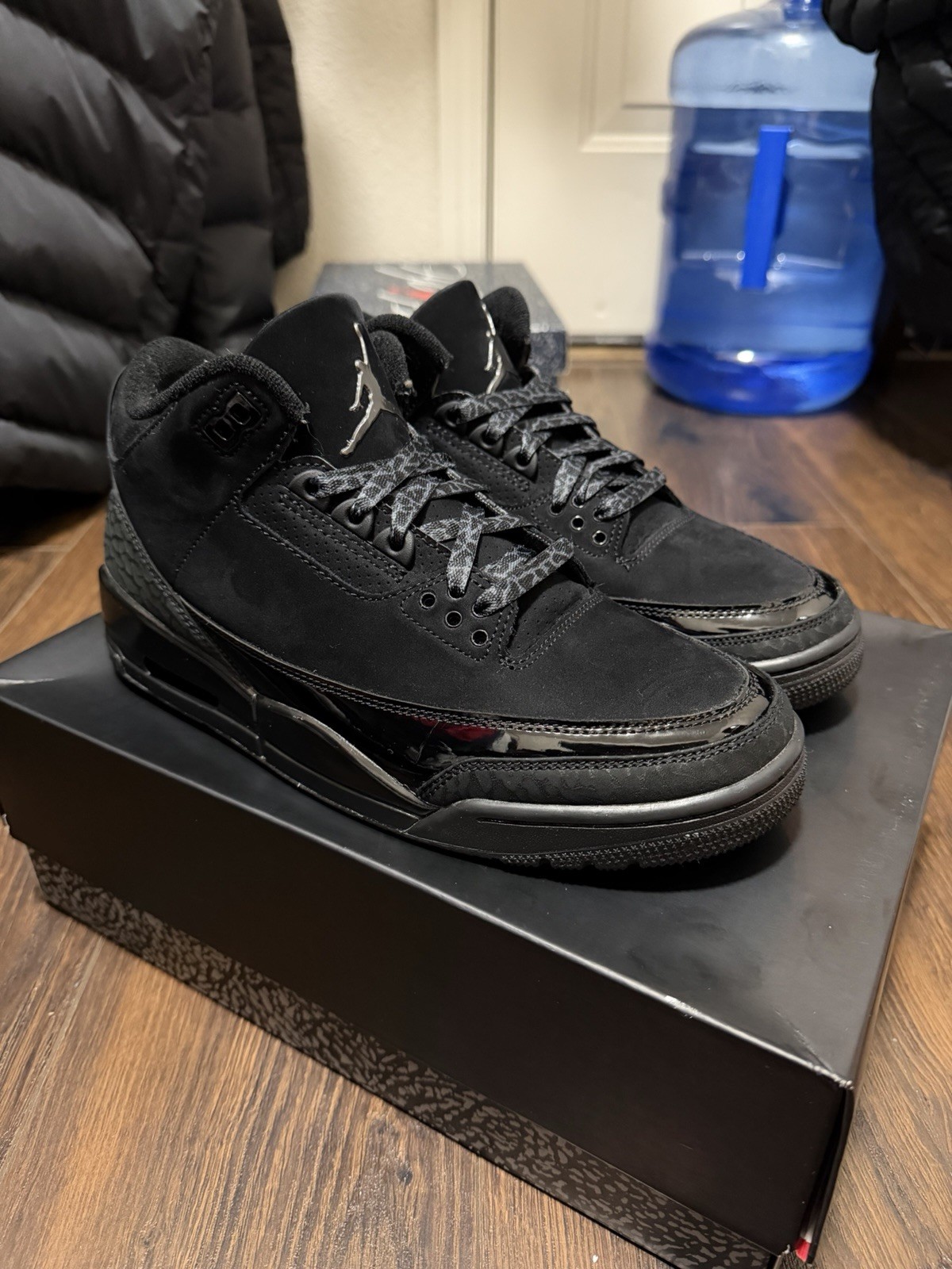 jordan retro 3 black cat size 8.5 w/ original box. lightly worn. best ebay deal? jordan retro 3 black cat size 8.5 w/ original box. lightly worn. best ebay deal?