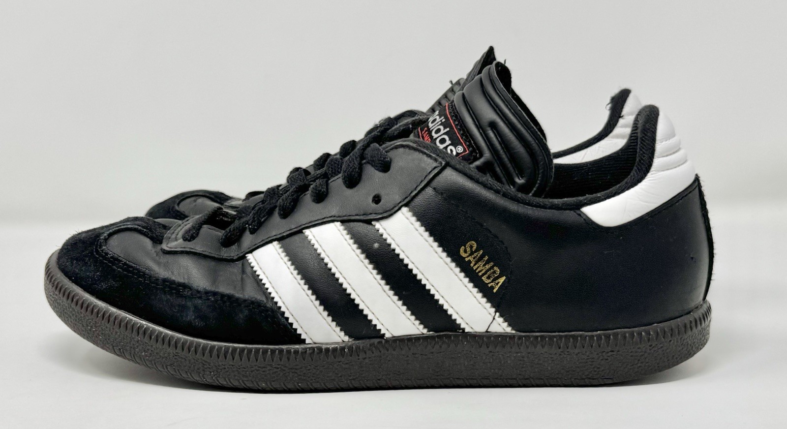 men’s adidas samba classic black white dark gum soccer shoes 034563 sz 8 men’s adidas samba classic black white dark gum soccer shoes 034563 sz 8