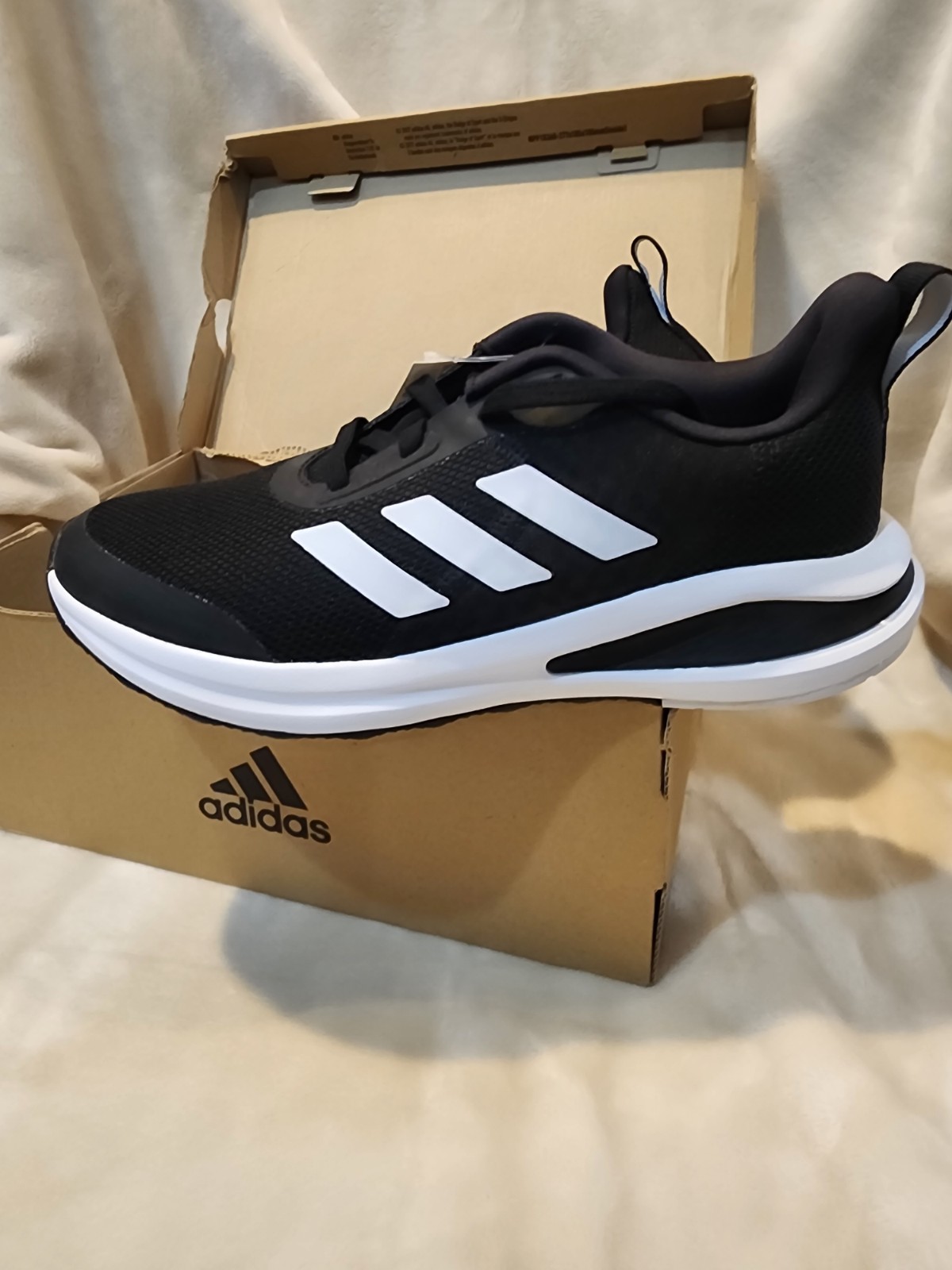 adidas fortarun k mens black/white low top lace up sneakers fw3719 adidas fortarun k mens black/white low top lace up sneakers fw3719