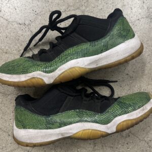 jordan 11 lows snakeskin green rare colorway & size should clean up well