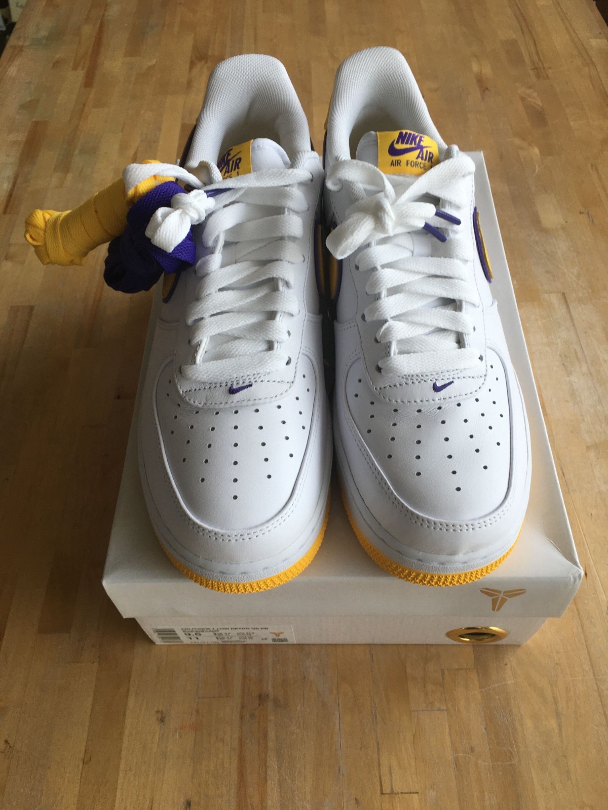 kobe bryant x nike air force 1 low qs "lakers home" fz1151 100 sz 9.5 kobe bryant x nike air force 1 low qs "lakers home" fz1151 100 sz 9.5