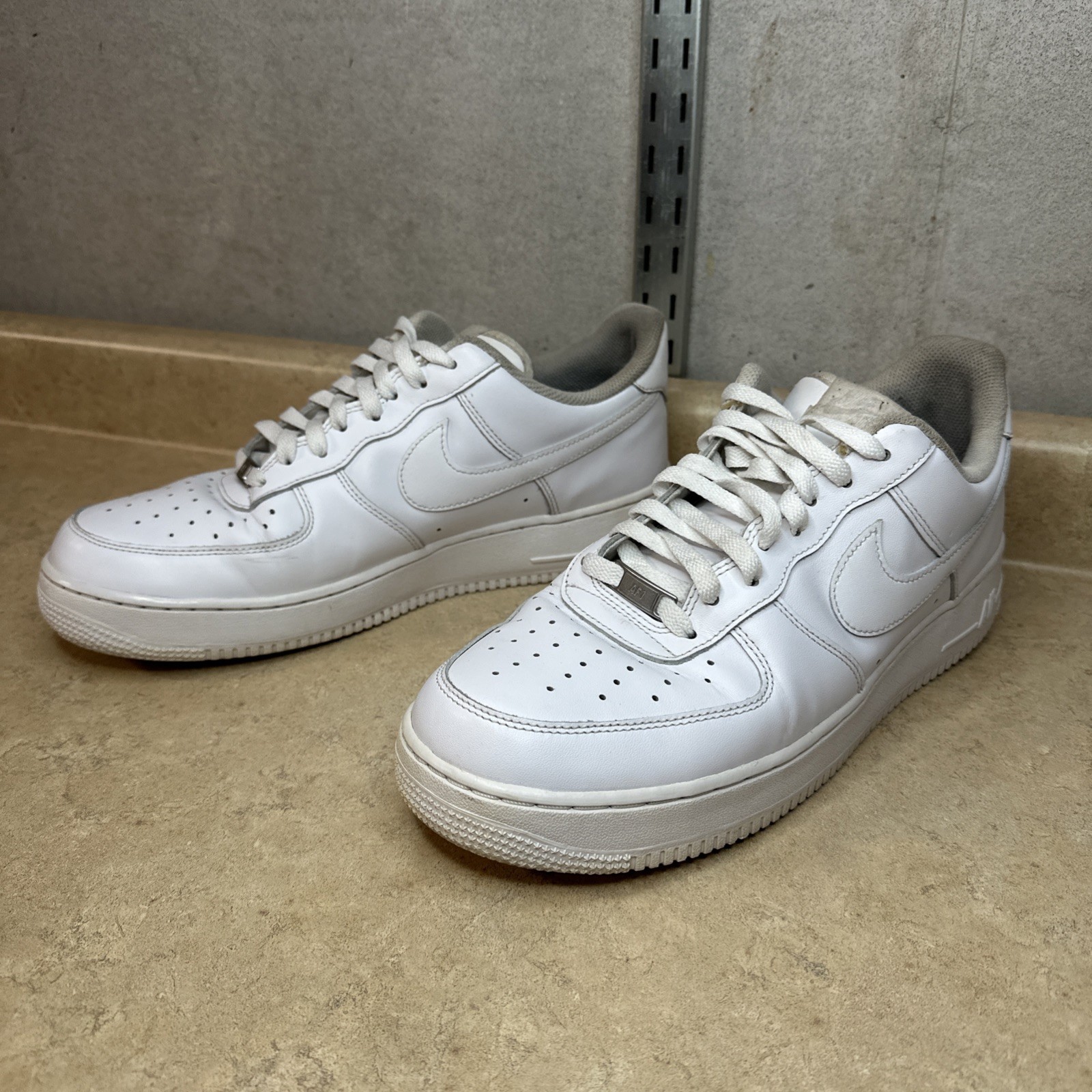 nike air force 1 low '07 "white" triple white men's 12 shoes cw2288 111 nike air force 1 low '07 "white" triple white men's 12 shoes cw2288 111