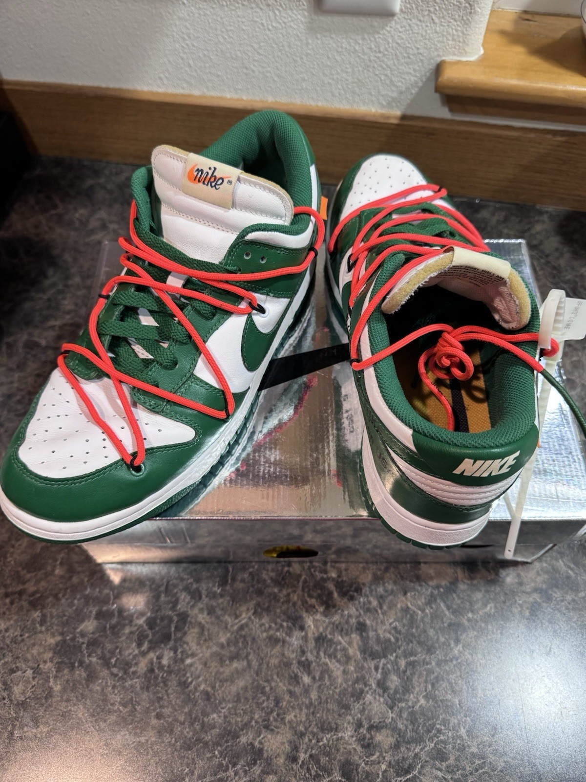 nike dunk low off white/pine green, size 10 nike dunk low off white/pine green, size 10