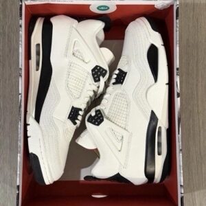 jordan air jordan 4 retro "flight club" sail/black/university red im4002 100