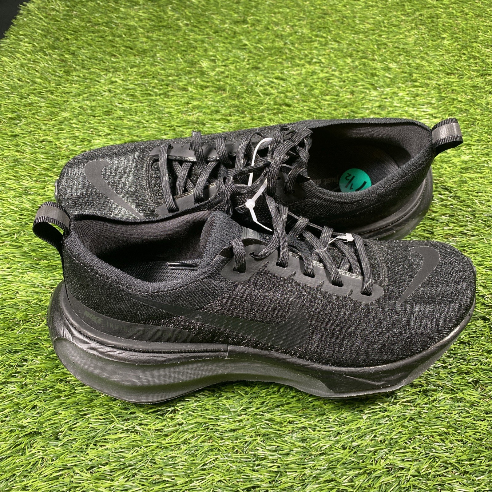 nike zoomx invincible run 3 triple black mens sz 7.5 flyknit running dr2615 005 nike zoomx invincible run 3 triple black mens sz 7.5 flyknit running dr2615 005