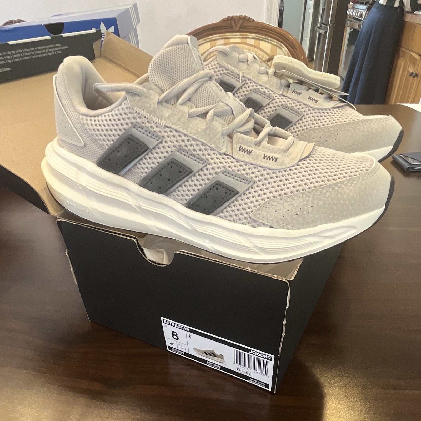 adidas astrastar men’s 8 low top lace up running mesh sneakers gray/white jq6089 adidas astrastar men’s 8 low top lace up running mesh sneakers gray/white jq6089