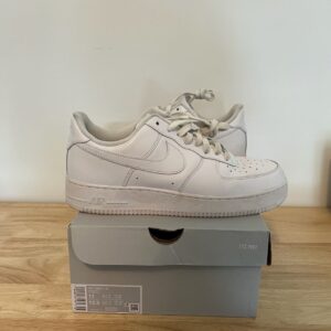nike air force 1 '07 white sneakers men's size 11