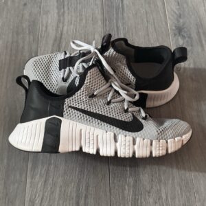size 10men nike free metcon 3 wolf grey cleann no box 🧼⭐️✅